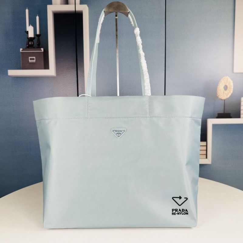 Pra*a shopping bags